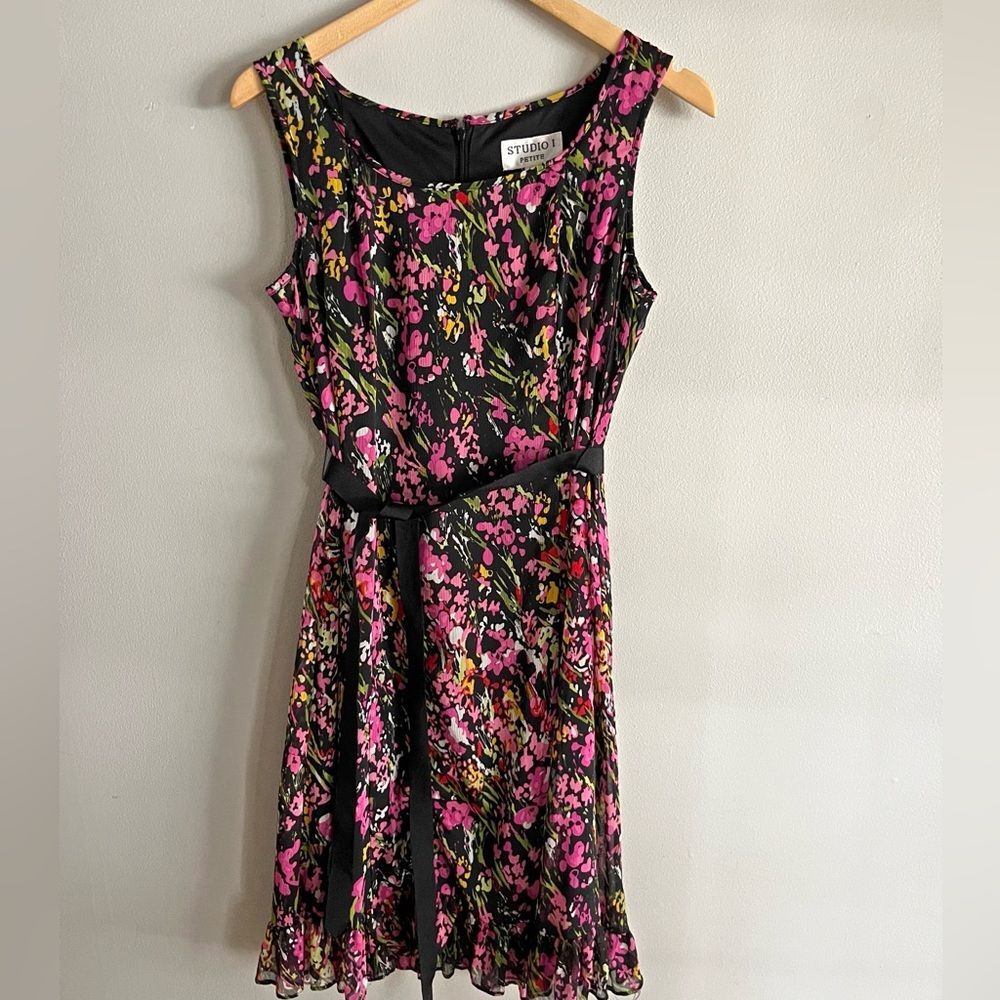 Studio I Petite Floral Fit & Flare Dress 6P Sleeveless Chiffon Overlay Belted